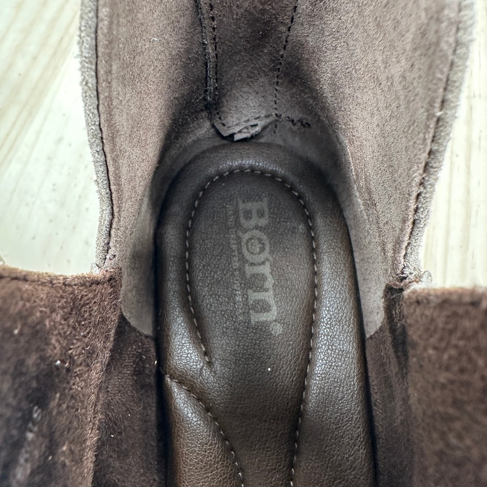 Born Sherri Taupe Suede Ankle Boots Back Zip Cutout Block Heel Brown Womens 8M - Picture 9 of 14